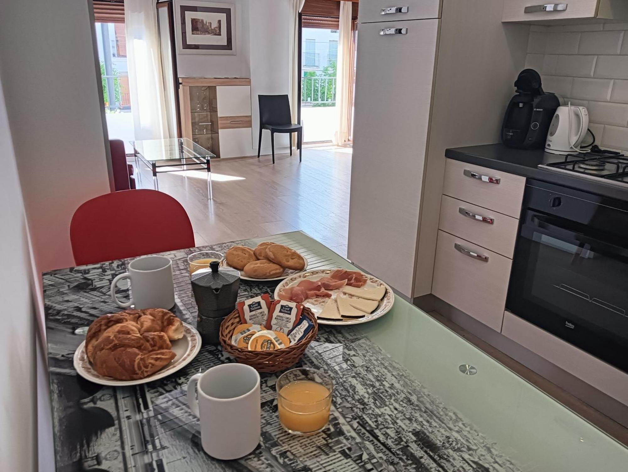 La Casa De La Plaza Lejlighed Güéjar Sierra Eksteriør billede